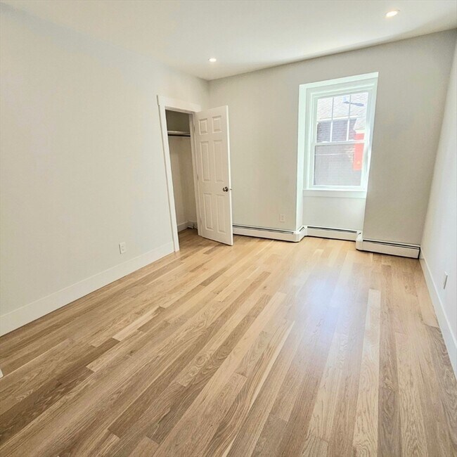 17 Roberts St unit 1, Brookline, MA 02445 - photo 6