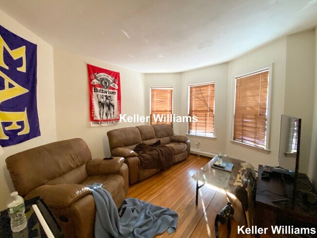 7 Iroquois St unit 1, Roxbury Crossing, MA 02120 - photo 3