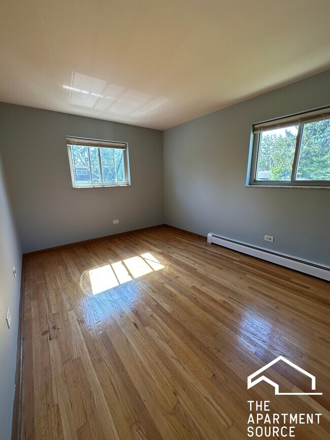 1004 S River Rd unit 301, Des Plaines, IL 60016 - photo 6