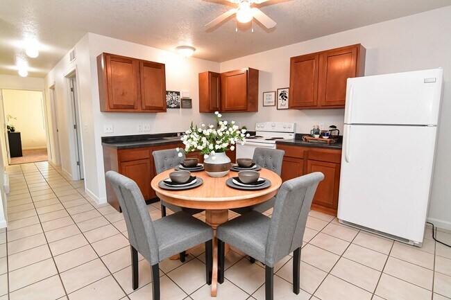 Glenwood, Winterset, IA 50273 - photo 5