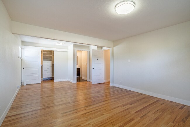 10490 W Dakota Ave, Lakewood, CO 80226 - photo 7