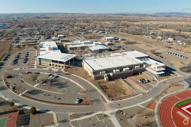 Niche has given Bernalillo High School a C+ rating.