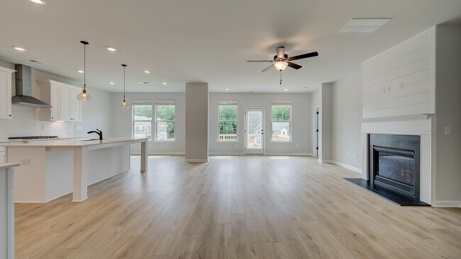 234 Linford Dr, Locust Grove, GA 30248 - photo 6