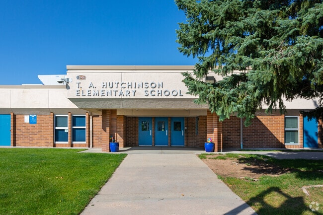 Hutchinson Elementary School is an above average public school near Red Rocks Ranch.