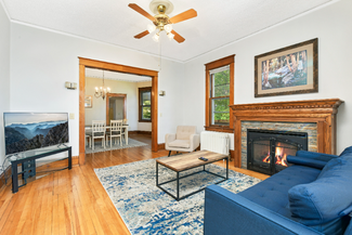 567 Ottawa Ave, Saint Paul, MN 55107