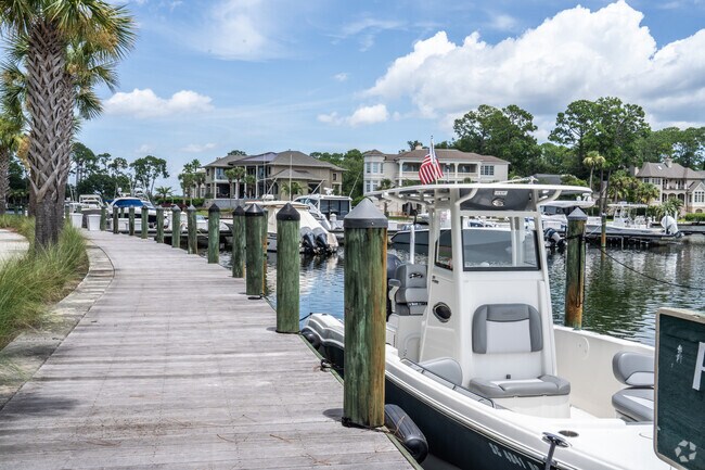 Wexford has its own private marina with a lock that lets boats in and out of the community.
