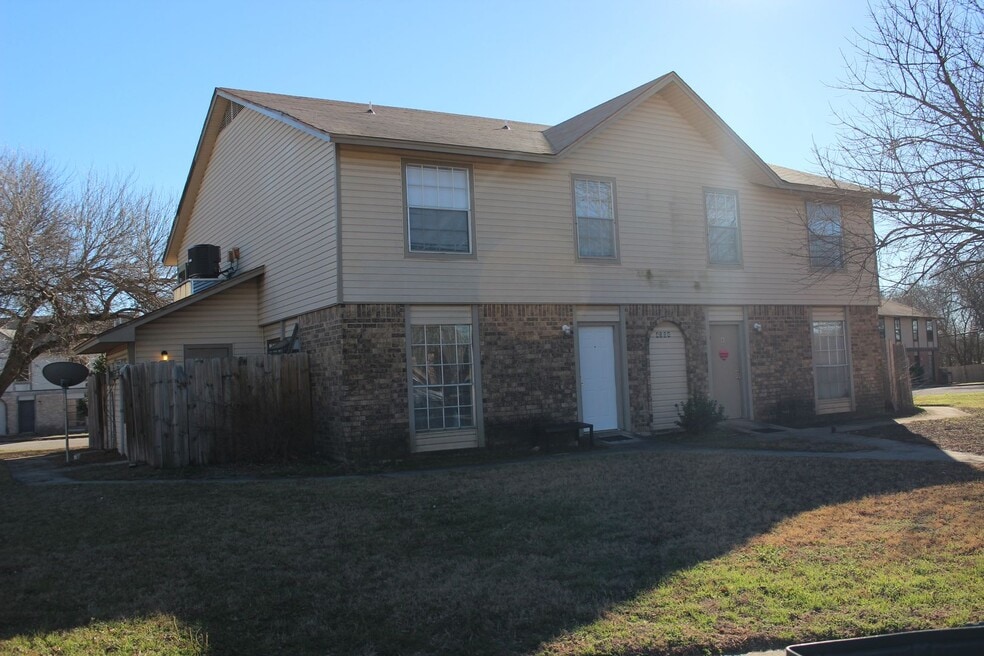 4504 Chase Cir unit C, Killeen, TX 76543 - photo 1