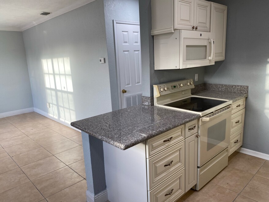 Kitchen & Living Room