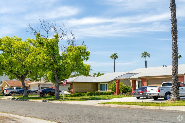 One-, two-, and three-story homes are available in Arlington South, Riverside.