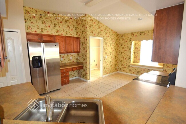 9803 White Barn Way, Riverview, FL 33569 - photo 4