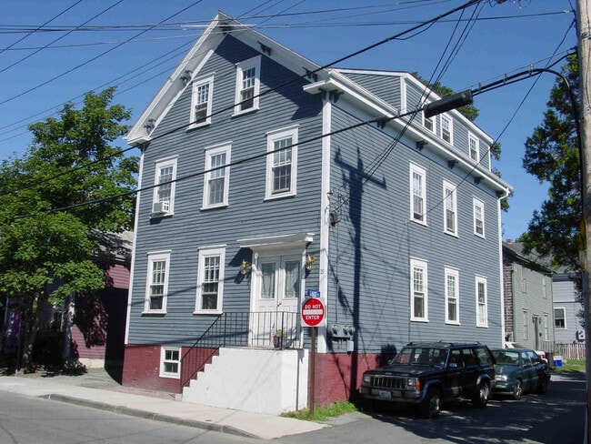 2nd floor rental!