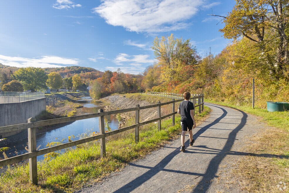 Nanty-Glo_1031385_JK_102325_FINAL