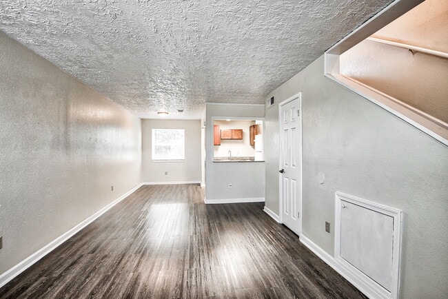 Villas at Emerald Park, Gretna, LA 70056 - photo 5