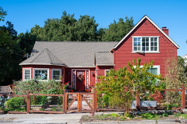 Martinez is home to many different architectural style homes.
