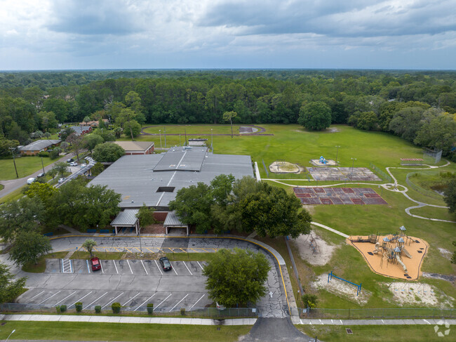 S.A Hull Elementary welcomes its students as well as prospective students.