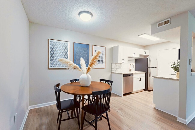 The Retreat at Concord Apartments, Concord, NC 28025 - photo 2