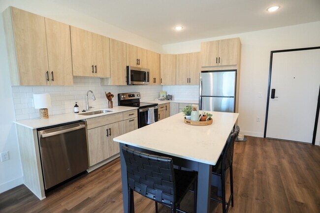 Wren on the Creek, Plymouth, MN 55441 - photo 5