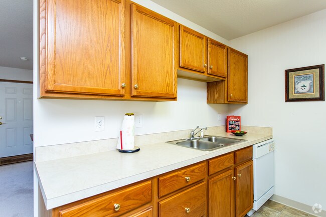 The Apartments at Glenwood, Heath, OH 43056 - photo 4