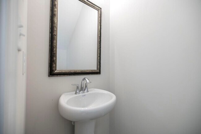 104 Black Birch Rd 15.jpg