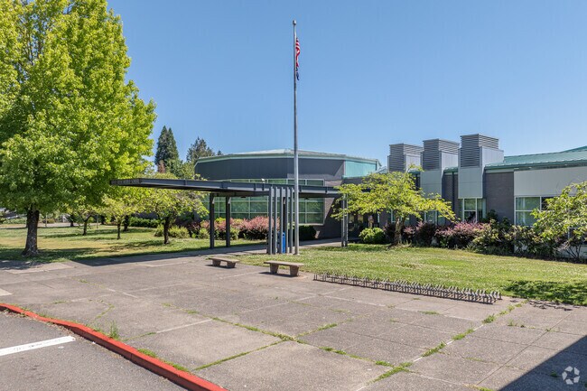 Rock Creek Middle School offers a variety of afterschool activities for students in Clackamas, Oregon.