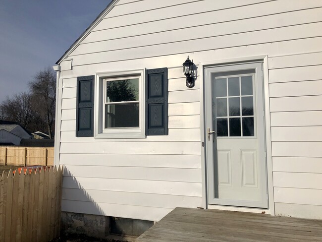 27 Campbell Dr, Agawam, MA 01001 - photo 7