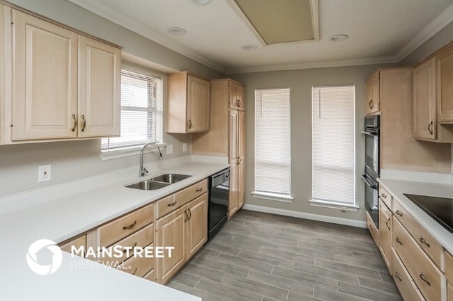 2804 Quail Ridge Dr, Carrollton, TX 75006 - photo 4