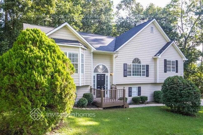 4688 Sterling Pointe Dr, Douglasville, GA 30135 - photo 2