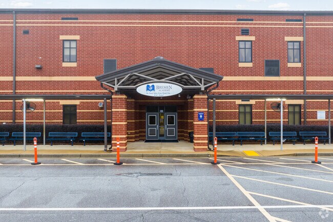 Bremen 4th & 5th Grade Academy welcomes students grade 4 and 5.