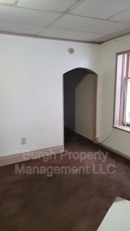984 Jefferson Ave unit 9, Washington, PA 15301 - photo 6