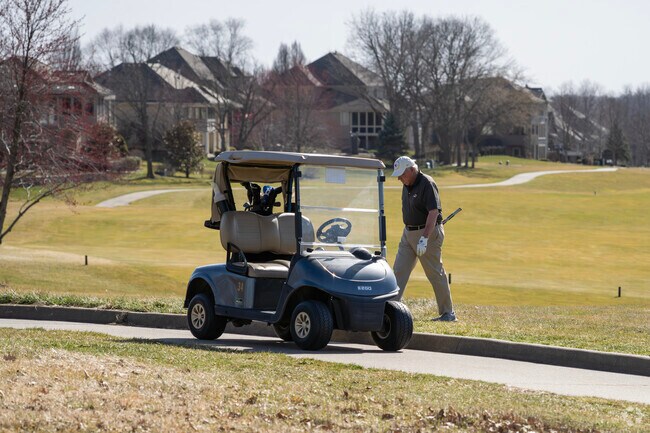 Staley Farms Golf Club brings a premium golf experience to the Gashland community.