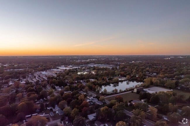 Newly constructed homes in Oakridge can be found for $300,000.