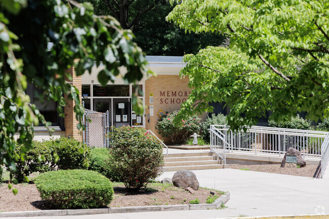 Memorial Elementary School has 297 students from PK, K-4 with a student-teacher ratio of 11-1.