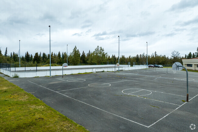 Bear Valley Elementary School has basketball courts for its students to enjoy.