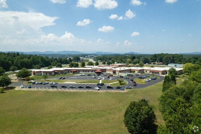 The Upward Elementary School is a short drive from Asheville, NC.