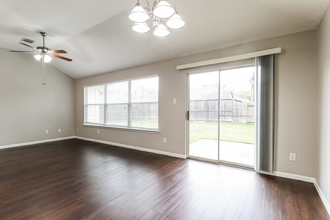 4918 Bryant Ridge Rd, Houston, TX 77053 - photo 4