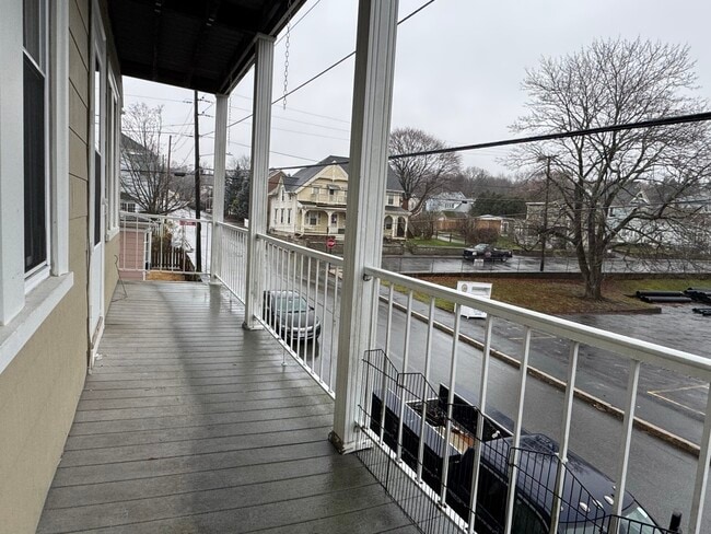 58 Division St unit 1, Lincoln, RI 02838 - photo 2