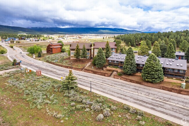 With only about 700 permanent residents, most of the restaurants in Angel Fire close during the off season.