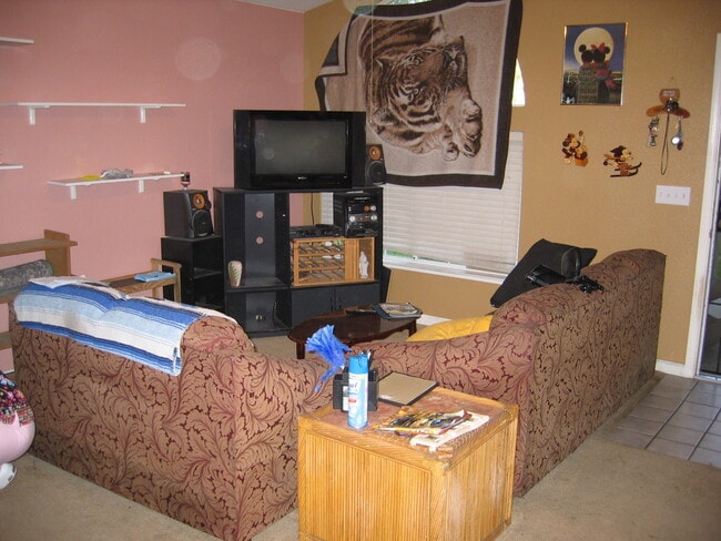 2013 W Swain Rd, Stockton, CA 95207 - photo 4