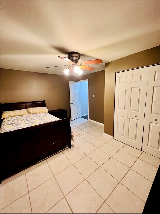 9538 Clematis St, Manassas, VA 20110 - photo 5