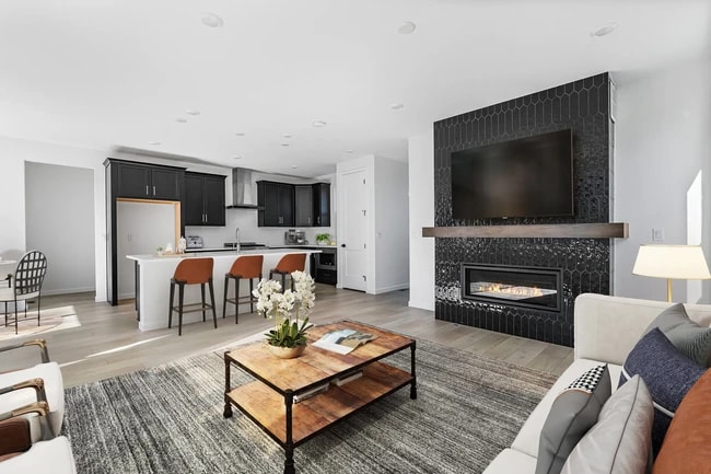 12058 Octave Ave, Lone Tree, CO 80134 - photo 4