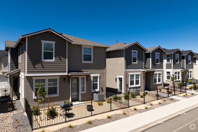 Condos and townhouses in Gardnerville generally range from $300,000 to $500,000.