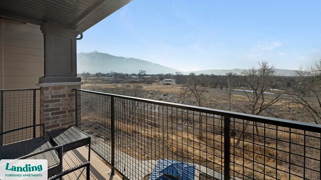 124 S Dry Creek Ridge Ln unit F-111.1407978, Sandy, UT 84070 - photo 2