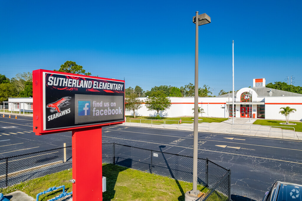 Sutherland Elementary School
is named after the community in which it is located Palm Harbor.