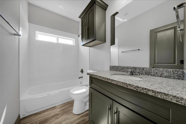 4118 Mallow St unit A, Houston, TX 77051 - photo 3