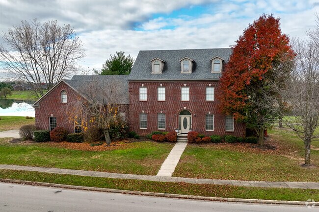 Colonial Revivals with brick facades are prevalent in Hutchinson-Monterey.
