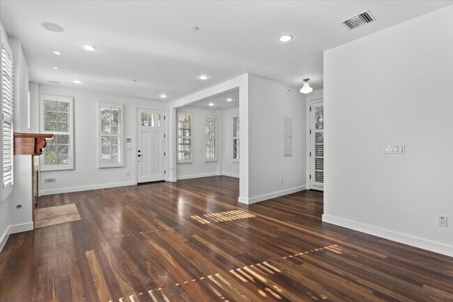 1229 22nd St, Santa Monica, CA 90404 - photo 7