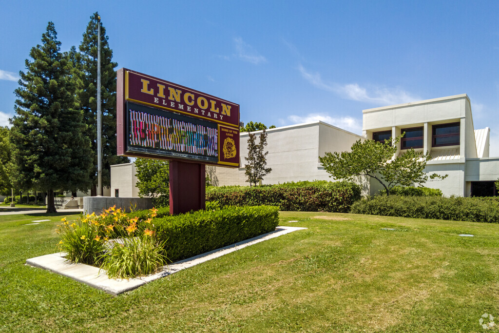 Lincoln Elementary School is located in Northeast Fresno.