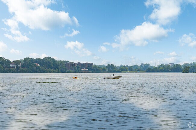 Ford Lake on the east side of Ypsilanti makes Gault Village a lake community at its core.