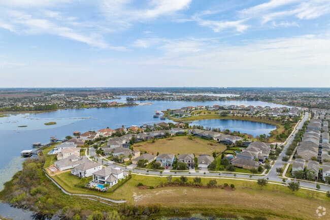 Horizon West is home to 58,000 residents in a convenient suburban setting.