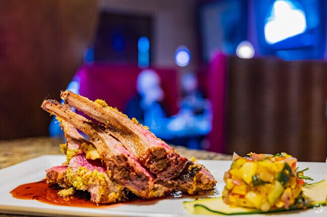 Close up shot of the delicious rack of lambs at La Baguette Bistro.